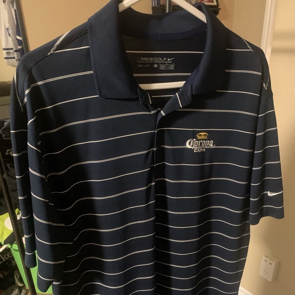 Nike Corona Golf T - Picture 2 of 3